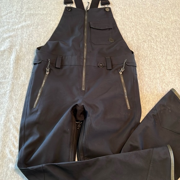 Volcom Swift Bib Overall-Women’s - Picture 1 of 14